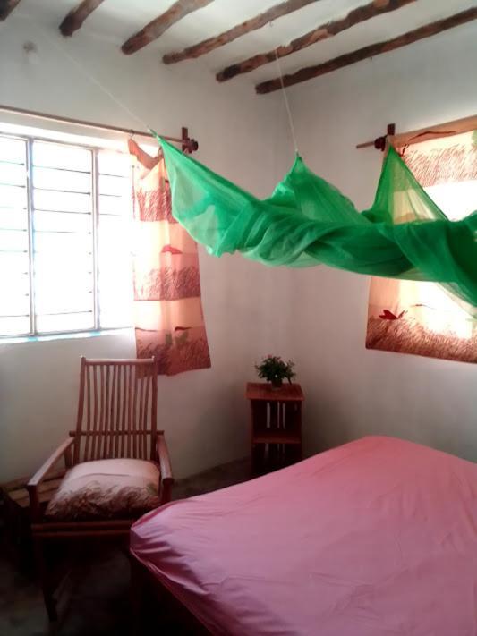 Bibi Mrembo Guesthouse Pingwe Exteriör bild
